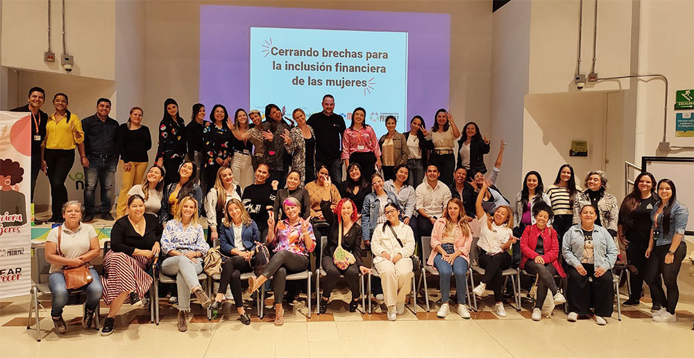 Cerrando Brechas para la inclusión financiera de las mujeres