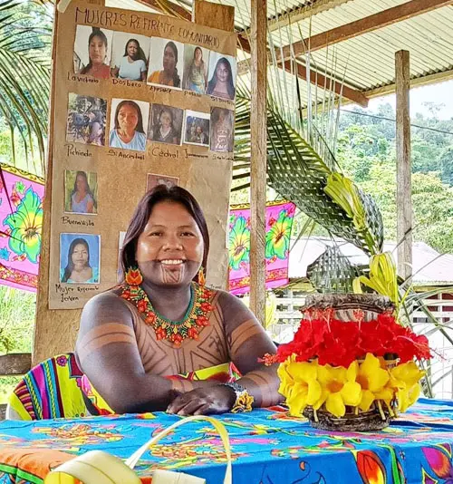 II Cumbre de Mujeres Indígenas Rurales Mujeres indígenas rurales: tejiendo redes por la biodiversidad y la justicia climática - Microempresas de Colombia